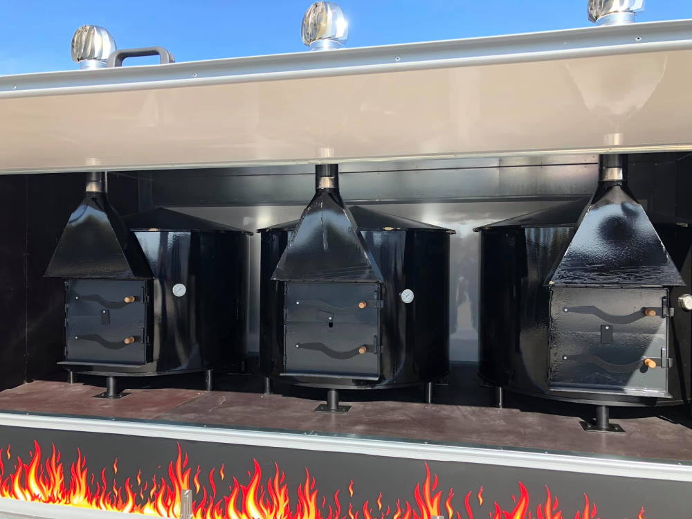 Atrelado para venda de pão no forno